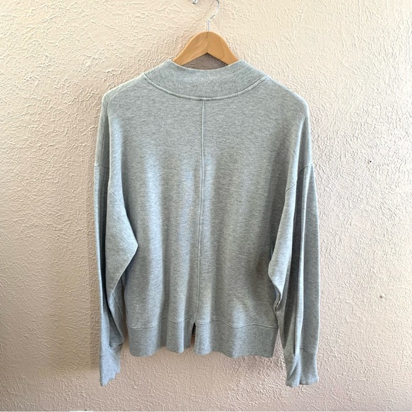 Athleta Apollo Crewneck Sweatshirt in Gray Size Large - Picture 6 of 11
